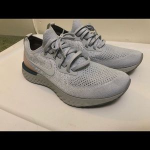 Nike Epic React women’s sneaker size 8.5